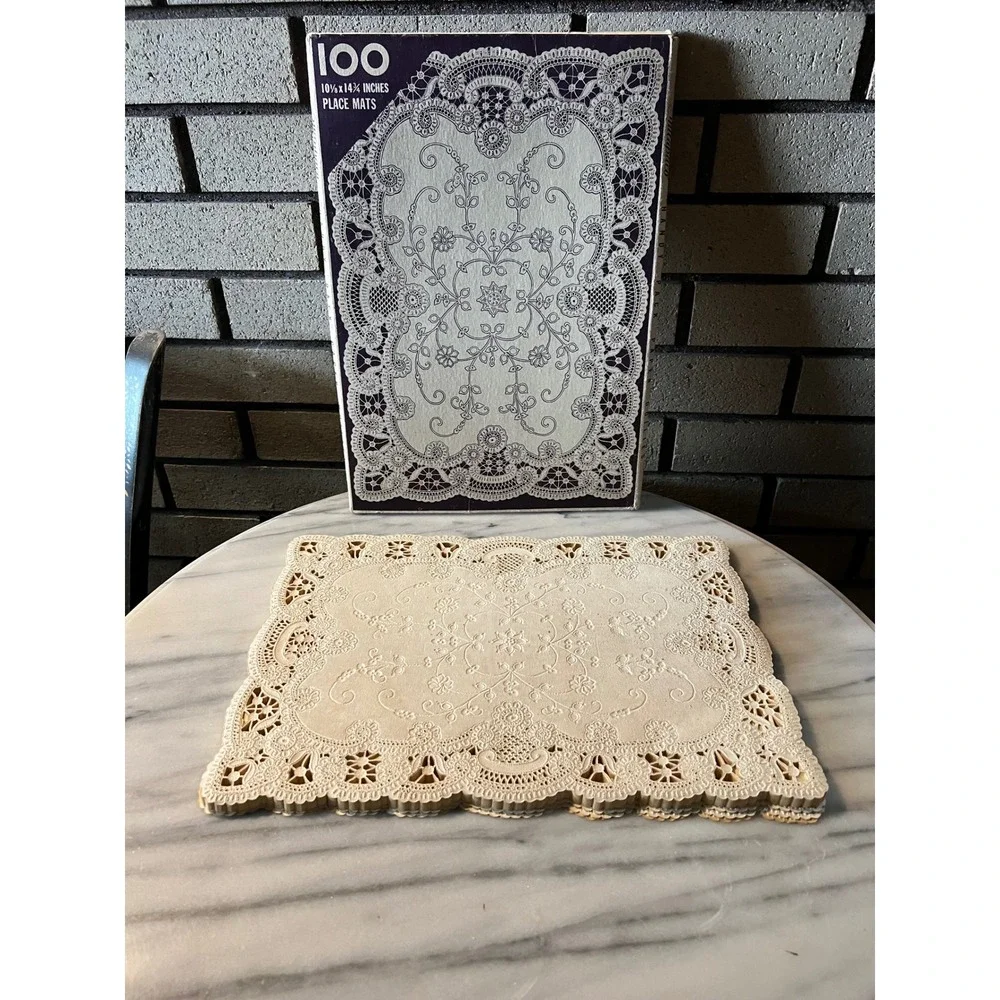 Vintage Milapaco Lace Paper Placemats 100 Count Cream Floral Die Cut 10.5x14.75